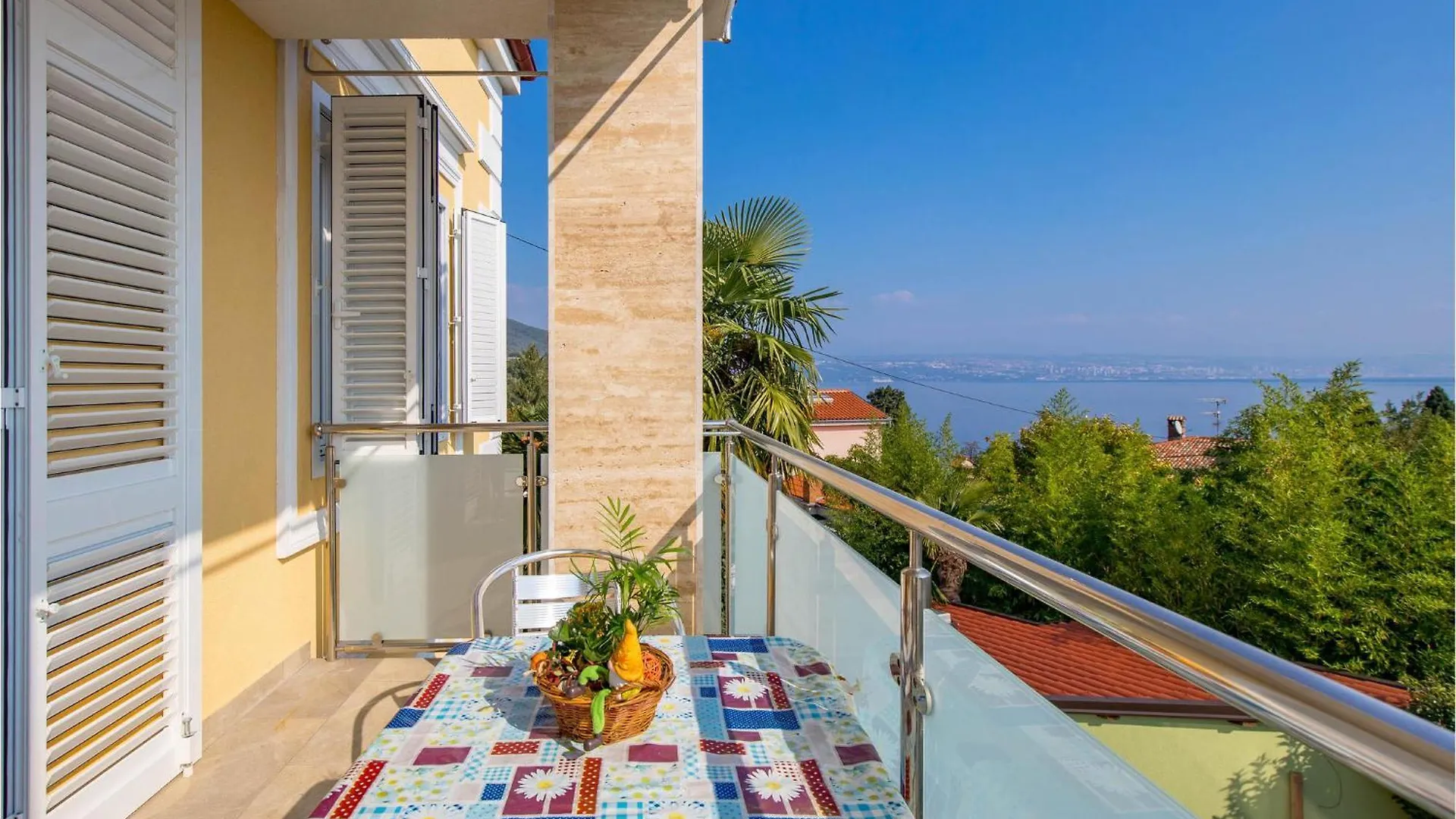 2 Bedroom Lovely Apartment In Ika