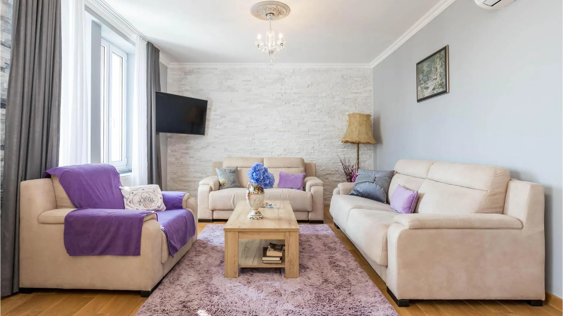 2 Bedroom Lovely Apartment In Ika